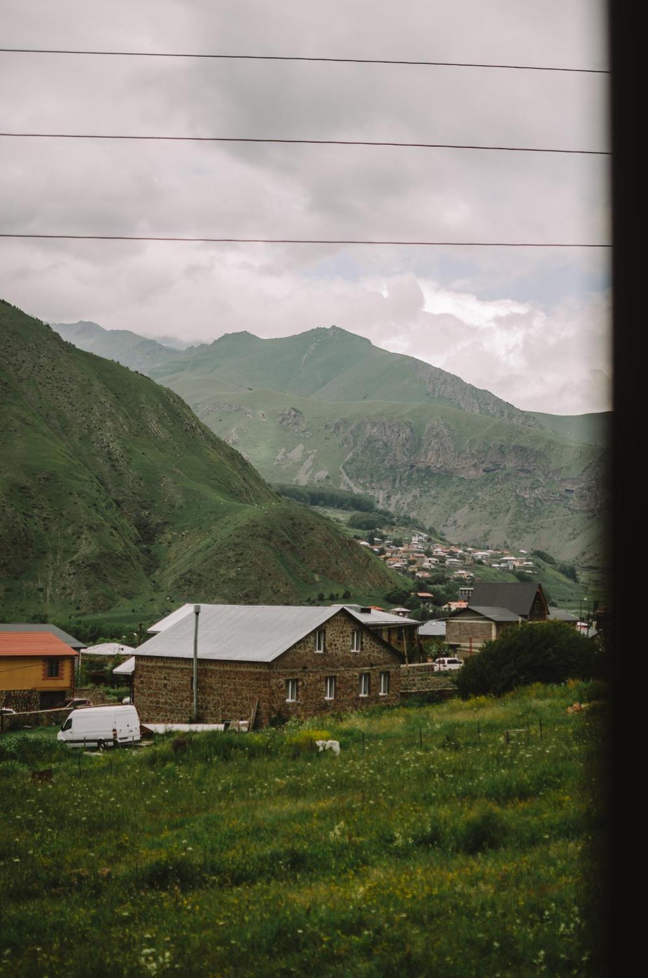Hotel Arte Kazbegi Exterior foto